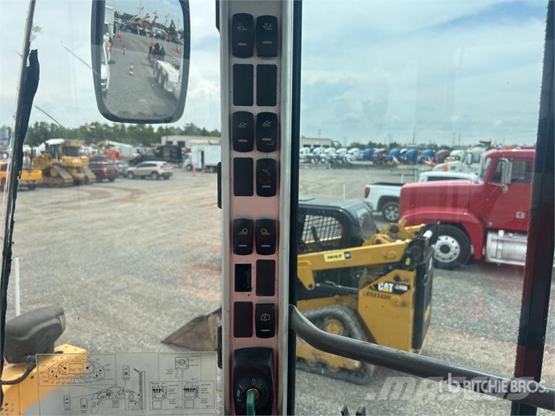 Volvo L90H Wheel Loader Wheel loaders