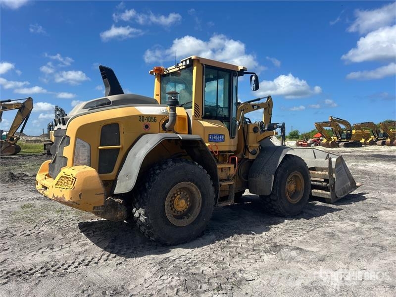 Volvo L90H Wheel Loader Chargeuse sur pneus