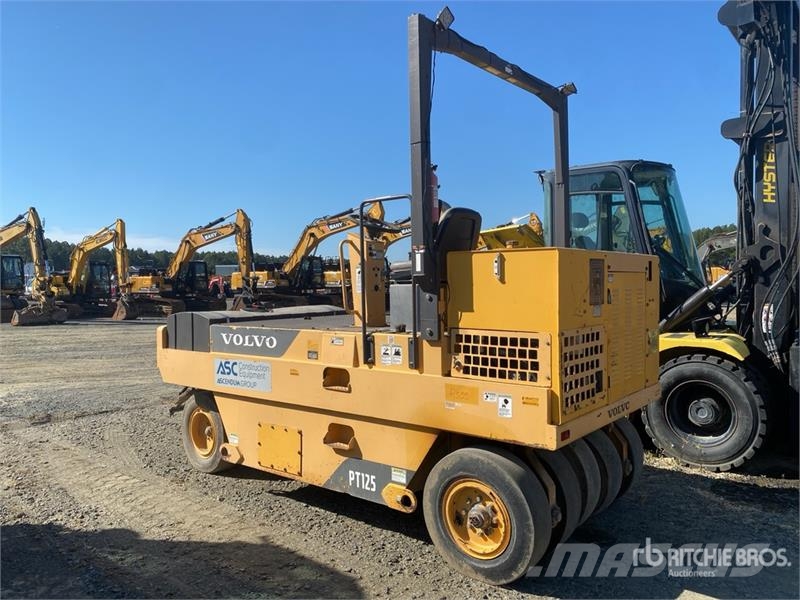 Volvo PT125 Rulli gommati