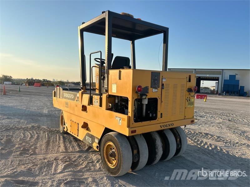 Volvo PT125 Pneumatic tired rollers