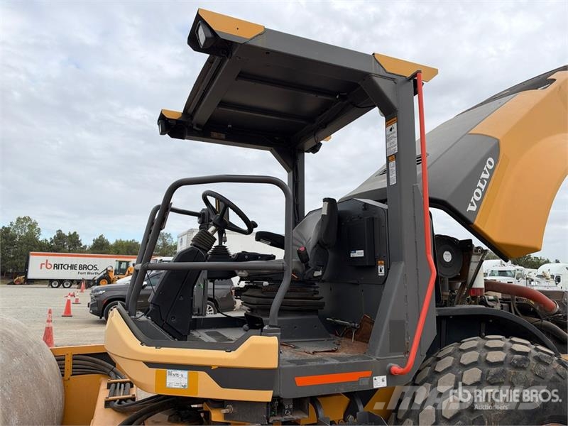 Volvo SD115 Smooth Drum Compactor Грунтовые катки