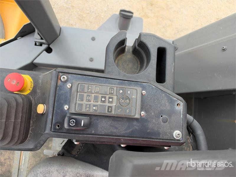 Volvo SD115 Smooth Drum Compactor Грунтовые катки