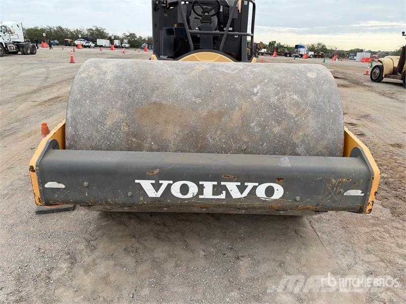 Volvo SD115 Smooth Drum Compactor Грунтовые катки