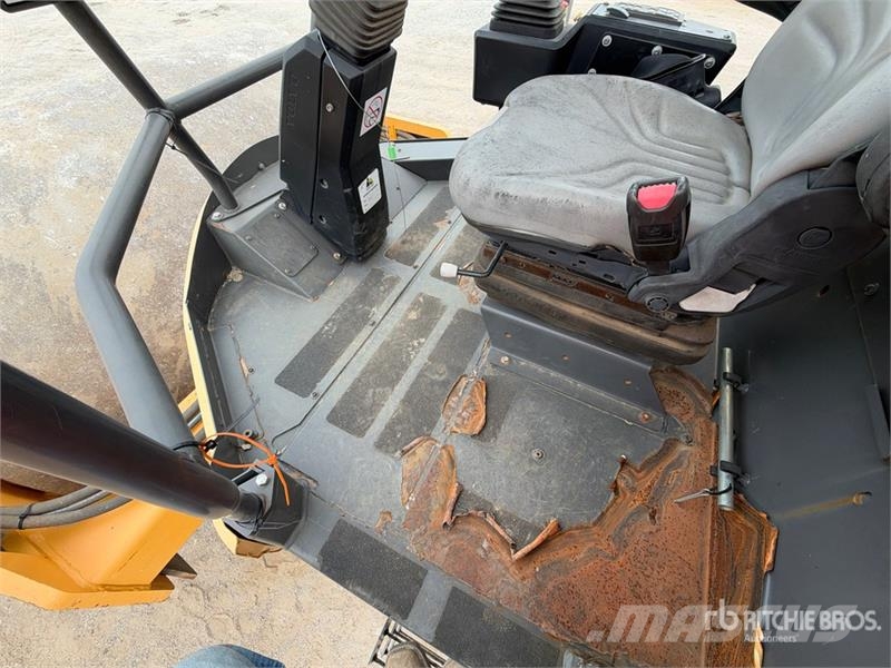 Volvo SD115 Smooth Drum Compactor Грунтовые катки