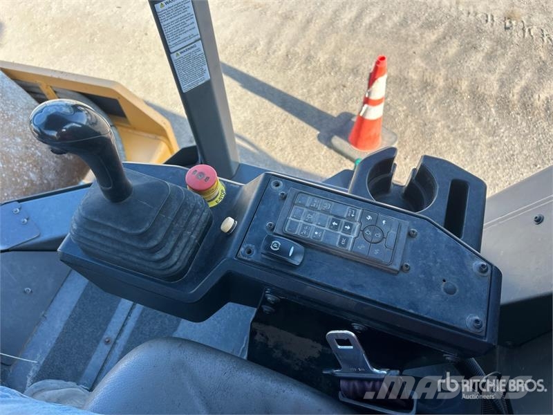 Volvo SD115B Smooth Drum Compactor Egydobos hengerek