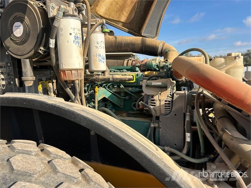 Volvo SD115B Smooth Drum Compactor Egydobos hengerek