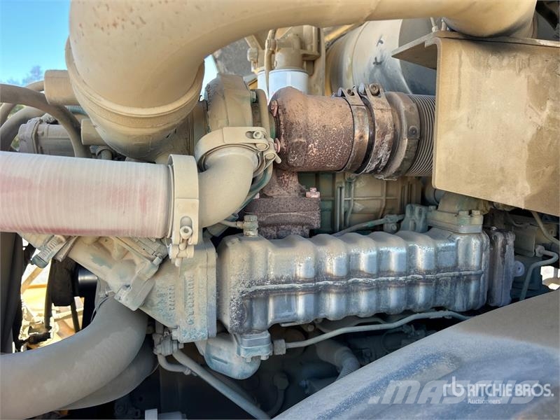 Volvo SD115B Smooth Drum Compactor 单轮压路机