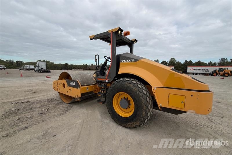 Volvo SD115B Smooth Drum Compactor Single drum rollers