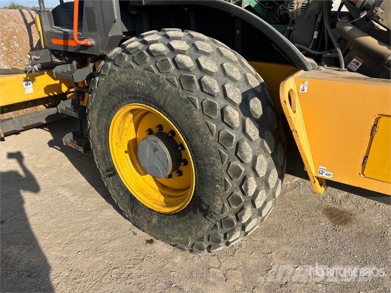 Volvo SD115B Smooth Drum Compactor Egydobos hengerek