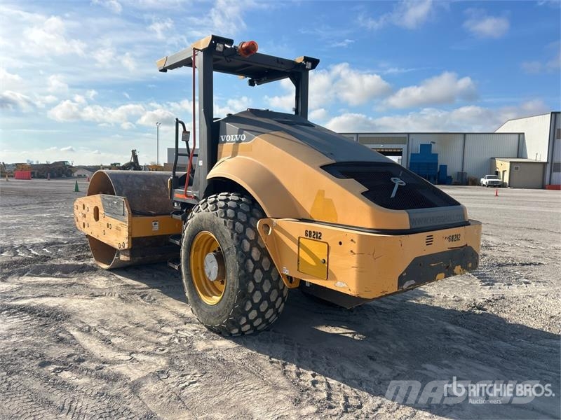 Volvo SD115B Smooth Drum Compactor Egydobos hengerek