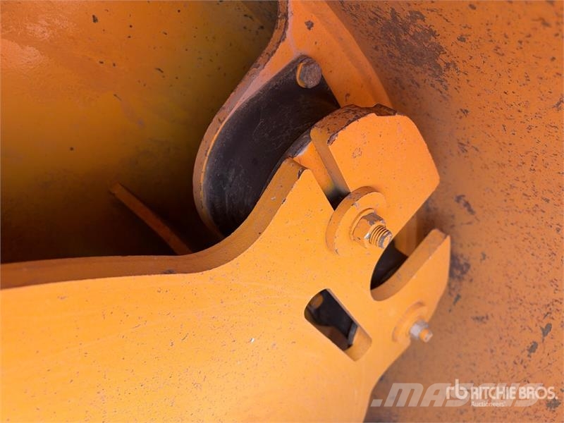 Volvo SD115B Smooth Drum Compactor Single drum rollers