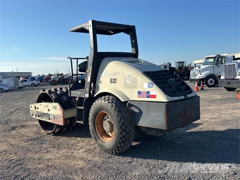 Volvo SD70D Smooth Drum Compactor Vienvalča grunts veltņi
