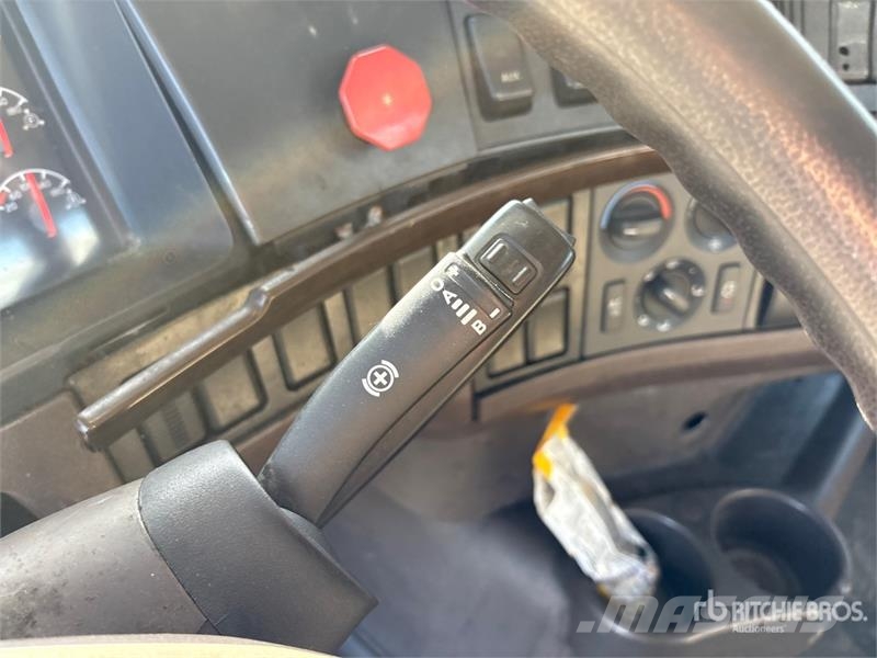 Volvo VAH Autonkuljetusautot