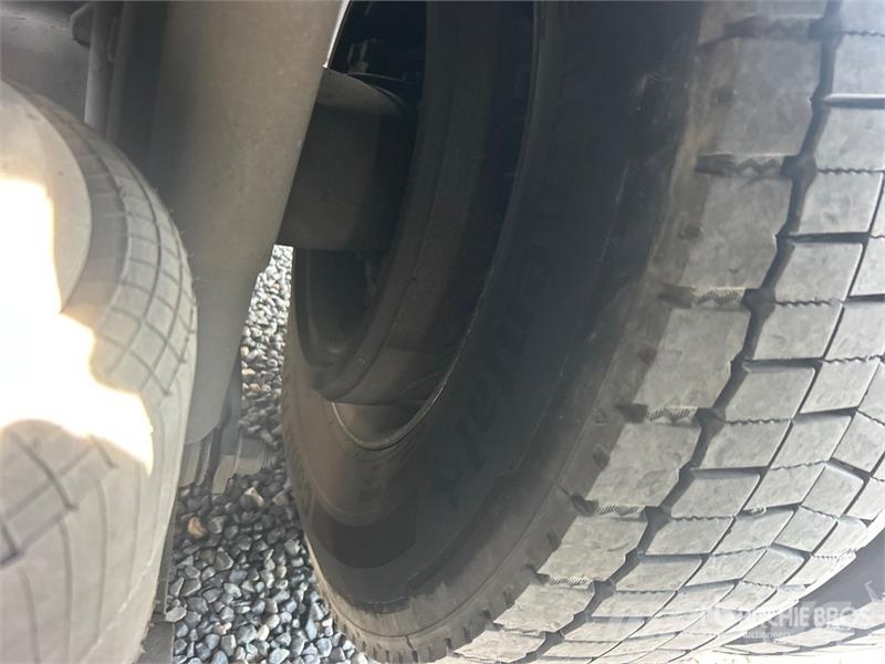Volvo VAH Camiones portavehículos