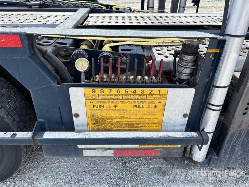 Volvo VAH Autotransporteri
