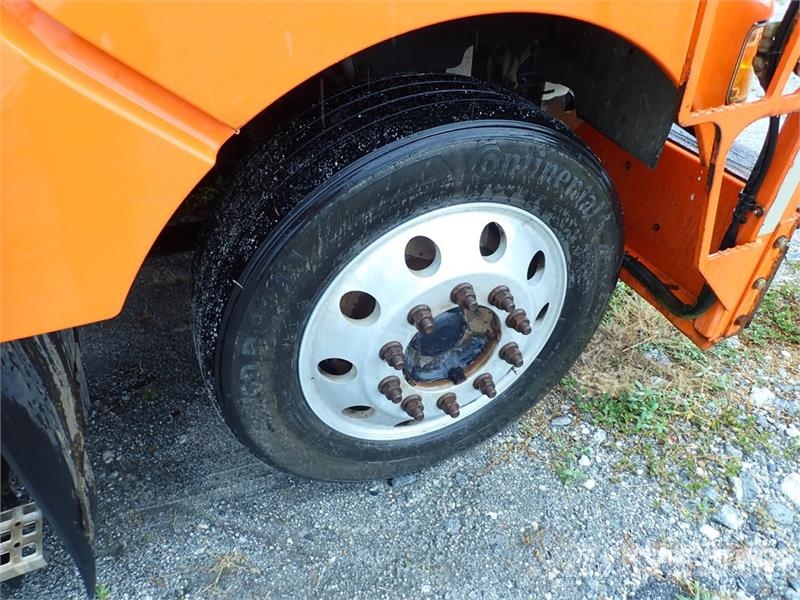 Volvo VAH Autotransportere / Knæklad