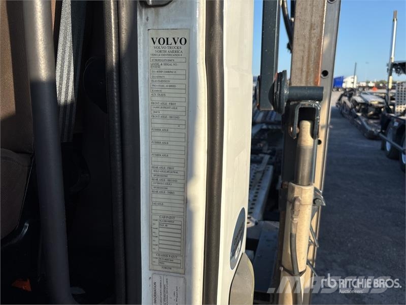 Volvo VAH Autotransportere / Knæklad