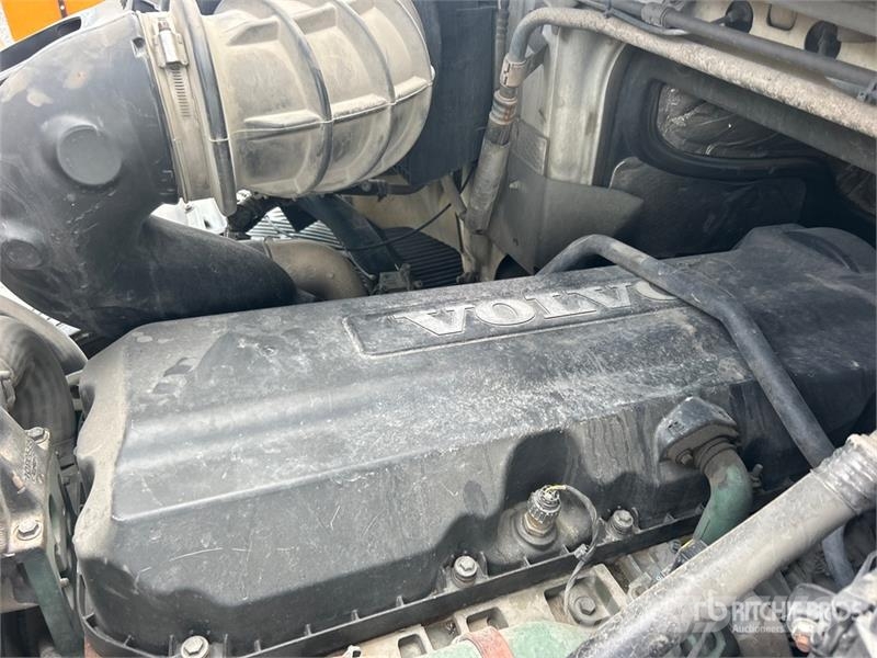 Volvo VAH Camiones portavehículos