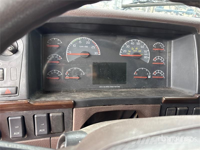 Volvo VAH Автовози
