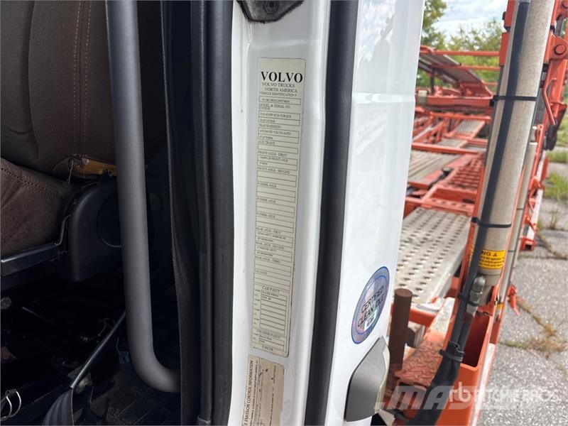 Volvo VAH Autotransportere / Knæklad