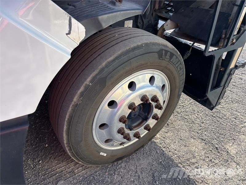 Volvo VAH Autotransportere / Knæklad