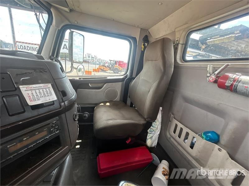Volvo VAH Camiones portavehículos