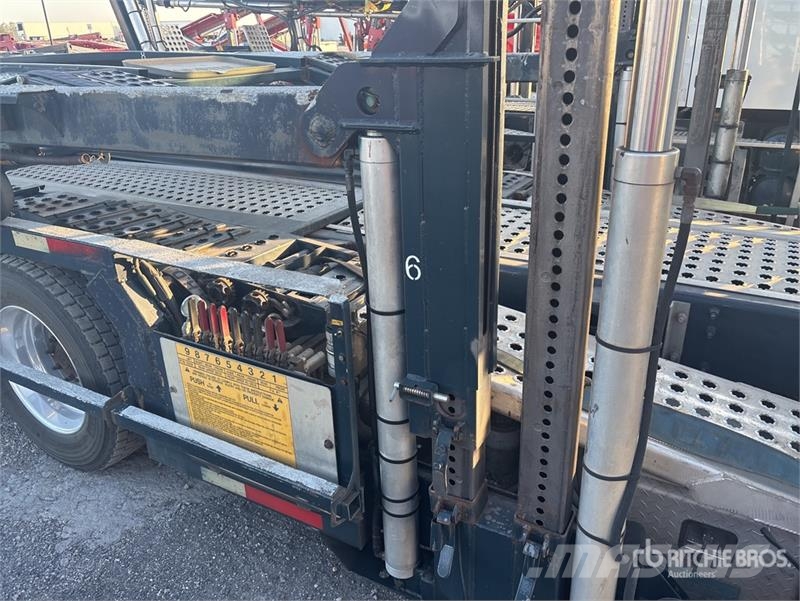Volvo VAH Autotransportere / Knæklad