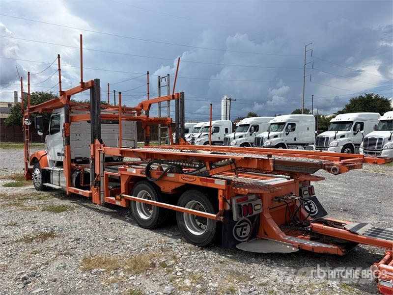 Volvo VAH Autotransportere / Knæklad