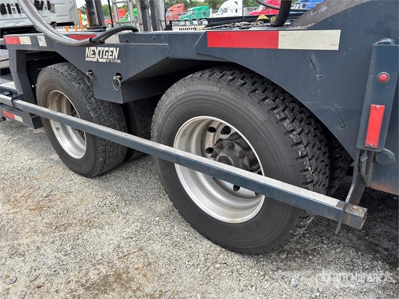 Volvo VAH Autotransporteri
