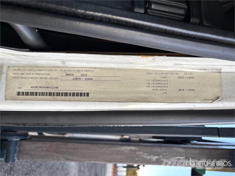 Volvo VAH Autotransportere / Knæklad