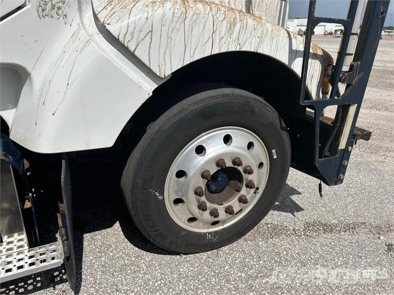 Volvo VAH Vehicle transporters