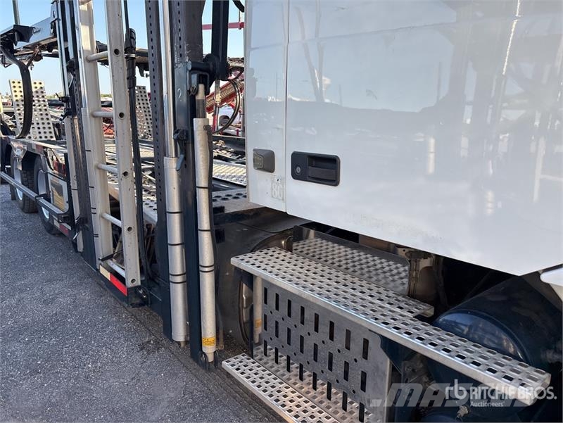 Volvo VAH Autotransportere / Knæklad