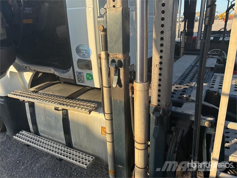 Volvo VAH Autotransportere / Knæklad