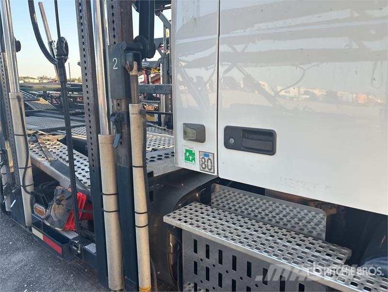 Volvo VAH Autotransportere / Knæklad