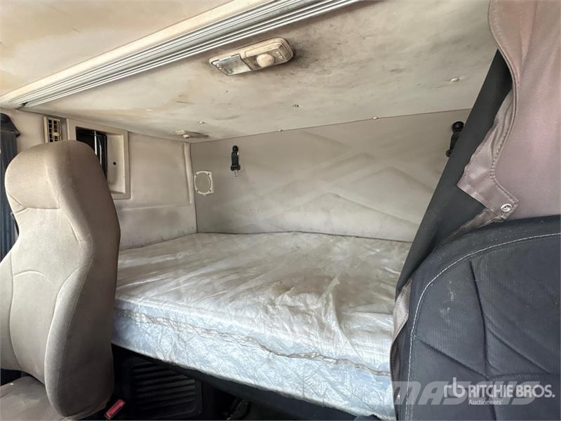 Volvo VAH Автовози