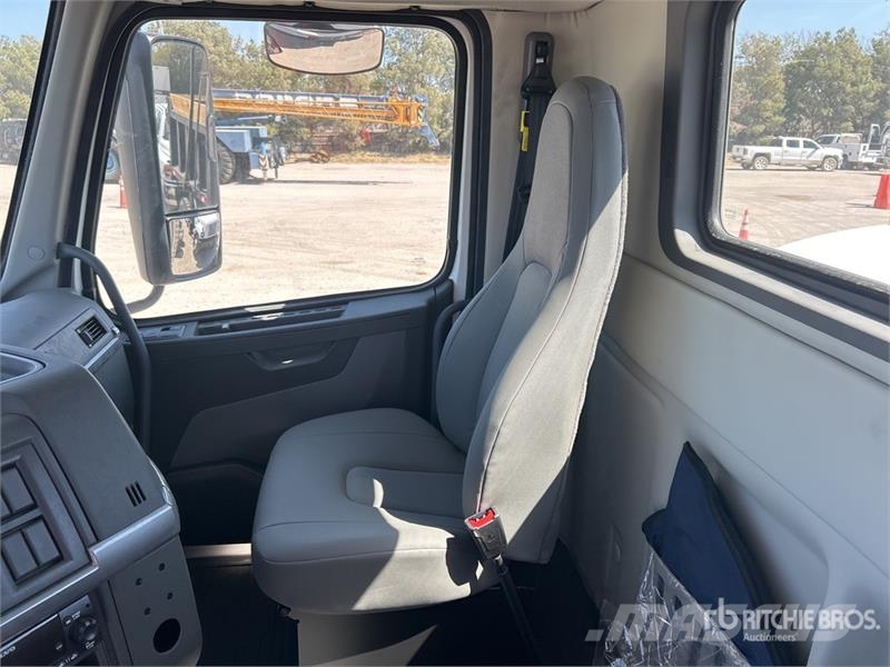 Volvo VHD Cabinas