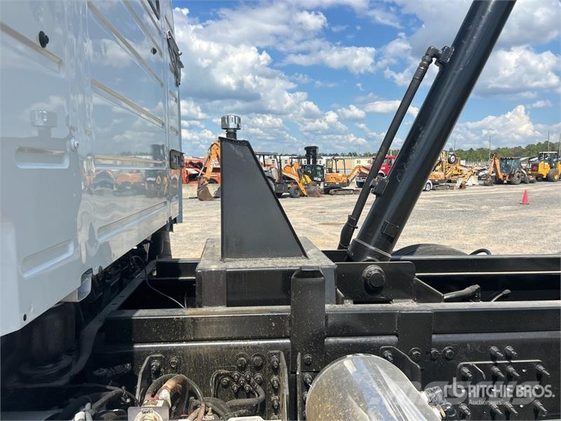Volvo VHD Kipper