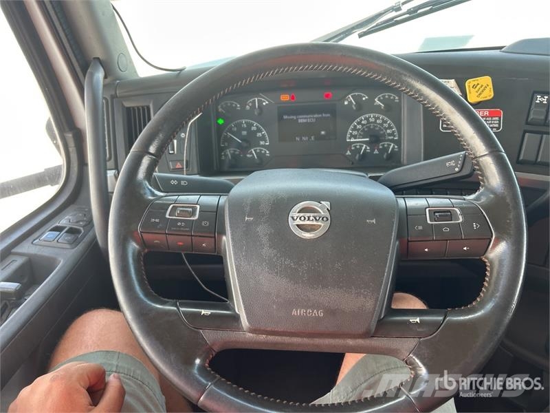 Volvo VHD Kipper