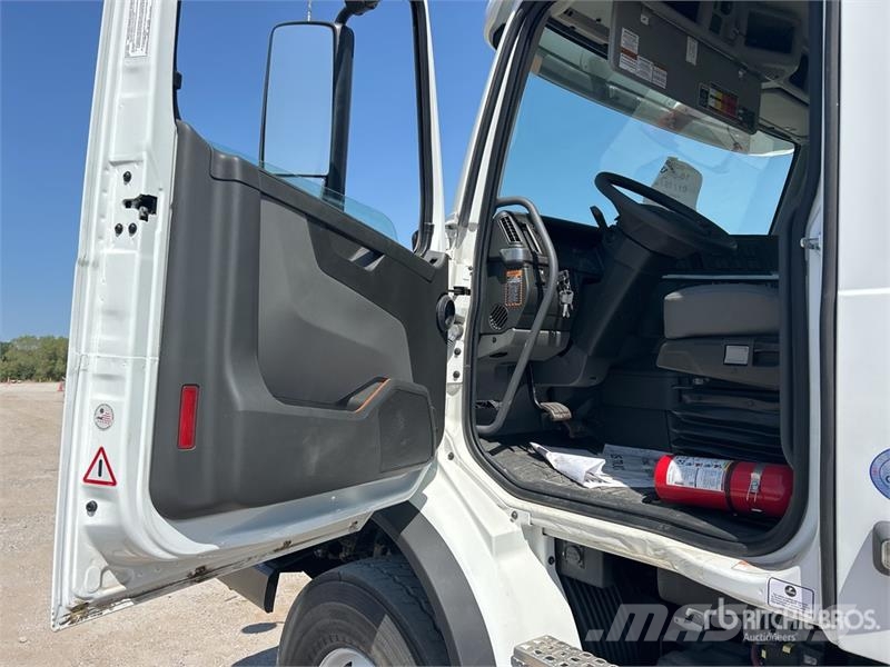 Volvo VHD Cabinas