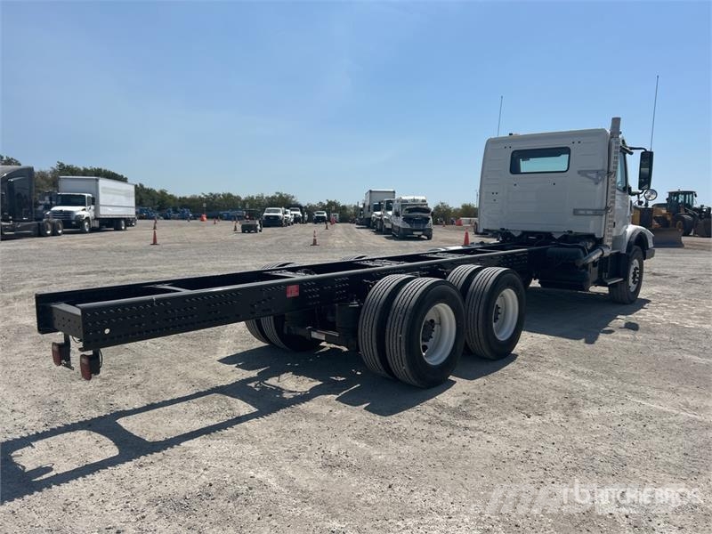 Volvo VHD Cabinas
