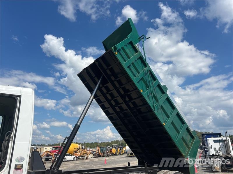 Volvo VHD Kipper