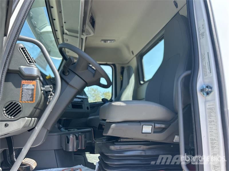 Volvo VHD Cabinas