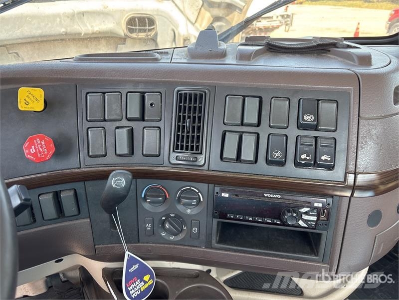 Volvo VNL Camiones tractor