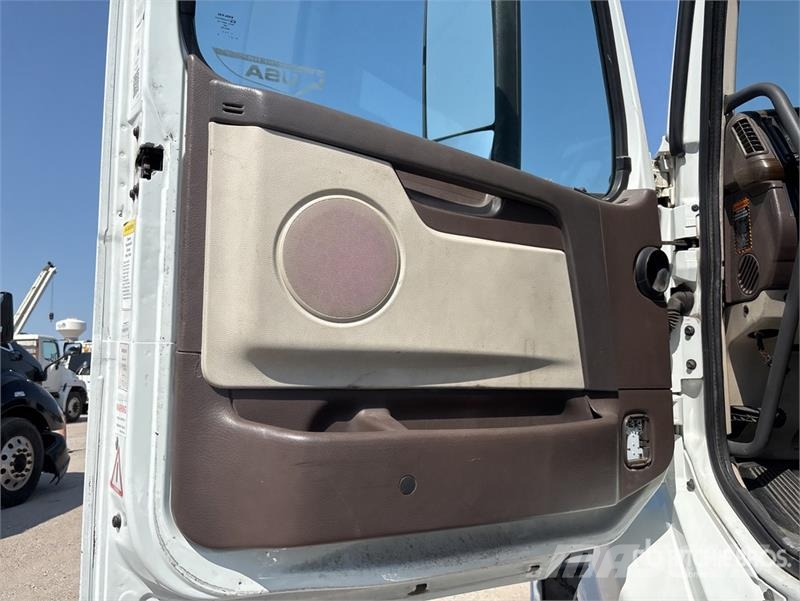 Volvo VNL Camiones tractor