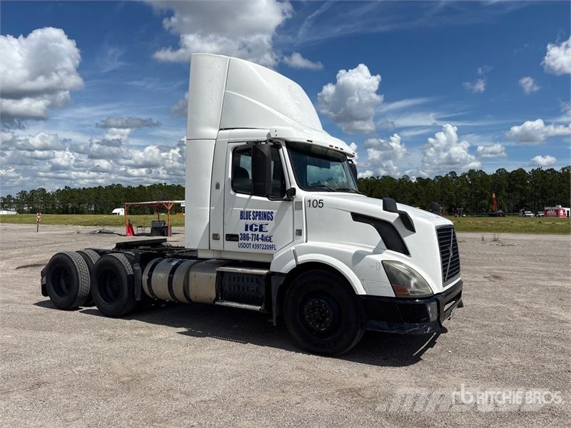 Volvo VNL Cabezas tractoras