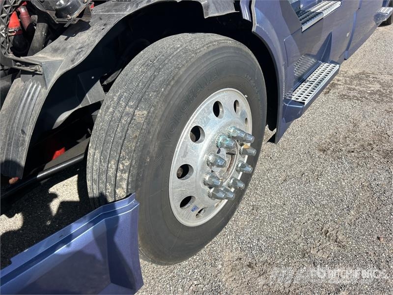 Volvo VNL Sattelzugmaschinen