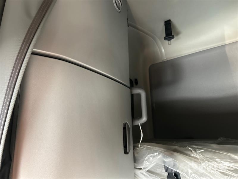 Volvo VNL Sattelzugmaschinen