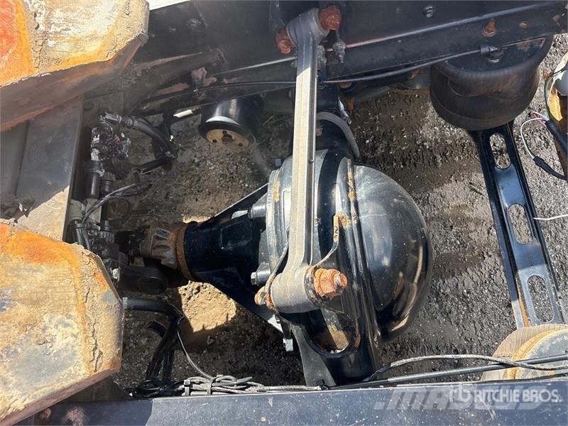 Volvo VNL Trekkers