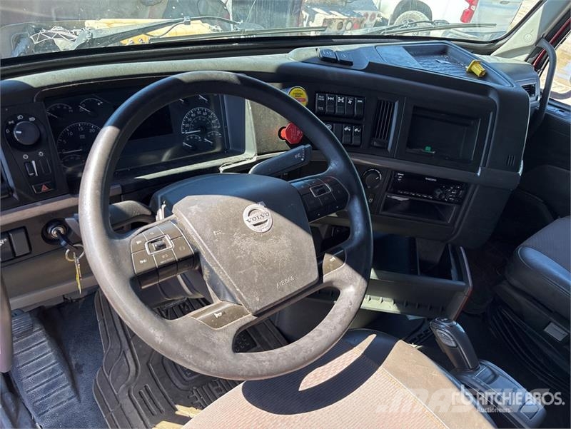 Volvo VNL Vlačilci