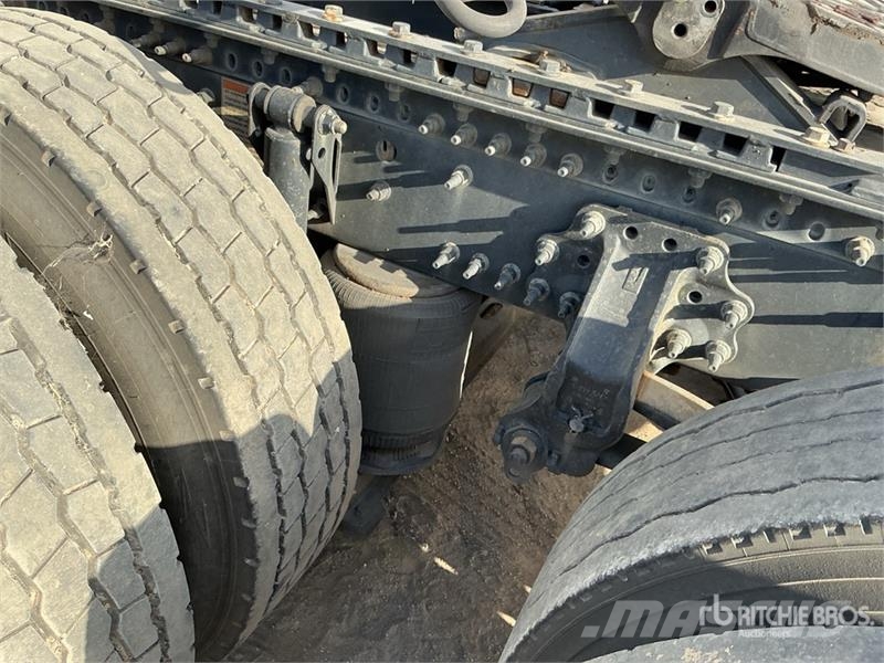 Volvo VNL Cavalos mecânicos